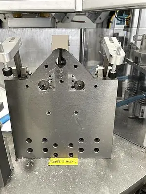 Used FANUC N95 FACE MASK NOSE CLIP FANUC ROBOTIC ASSEMBLE AND ATTACHING CELL BY ACE NEW 2020 Robotic Welding Cells | Harbor Machinery Inc. #1283350