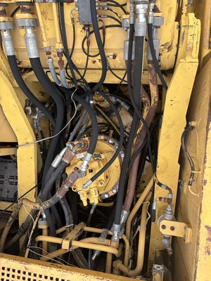 Used 2002 CATERPILLAR 330B MH Material Handlers Tennessee US | Moore Equipment #1517244