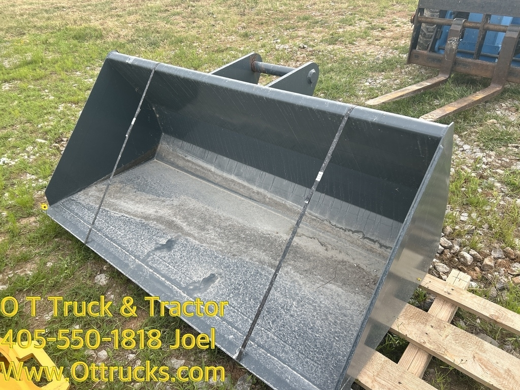 New | in-Stock GEHL 72" BUCKET Earth Buckets Oklahoma US | OT Truck & Tractor Sales #1383886