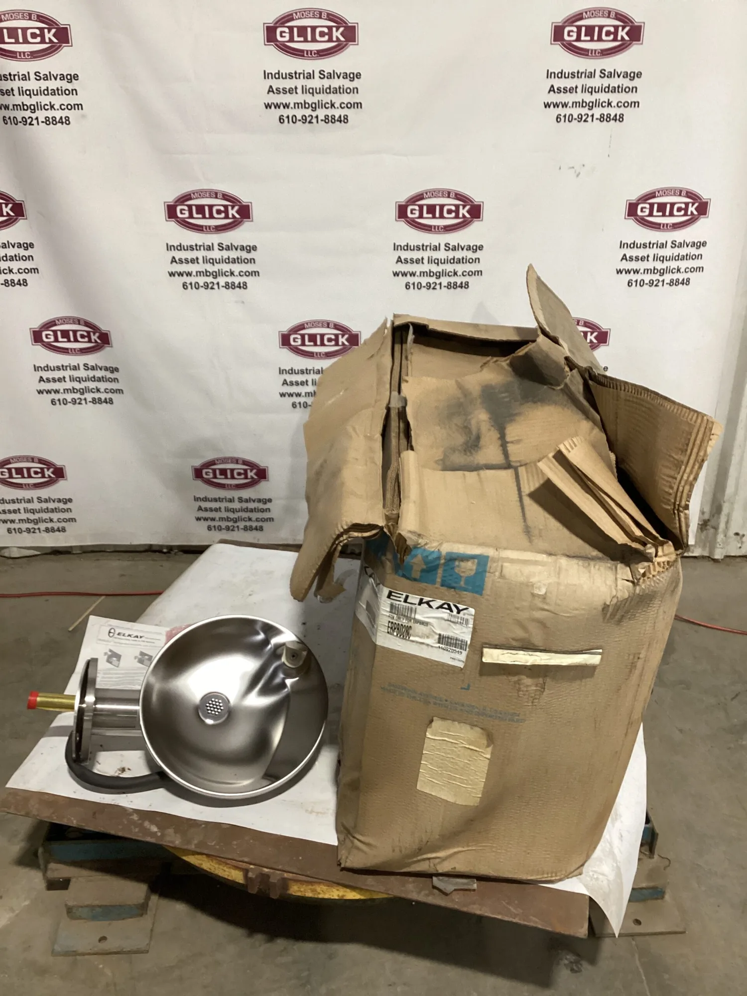 ELKAY ERPBD28C Wall Mounted Bi Level Water Drinking Fountain – NIB