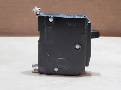 USED SQUARE D DP-4075