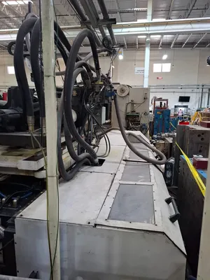 2006 MILACRON MG-1100-232 Horizontal Plastic Injection Molding Machines | JYC MACHINERY (9)