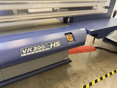 USED 2021 VANGUARD VKL300D