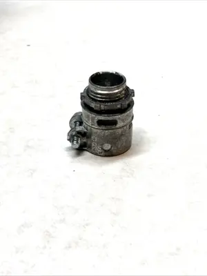 USED EMERSON NEER STRAIGHT SQUEEZE CONNECTOR 1/2"  NON-INSULATED LOT OF 14