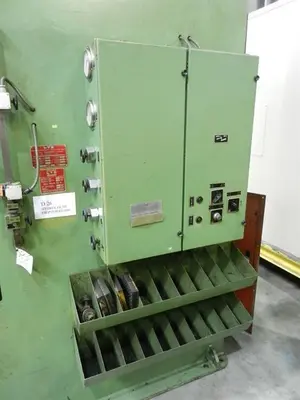 USED LVD 120 TON + 40 TON