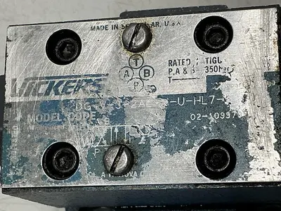 USED VICKERS DG4V-3-2AL-M-U-HL7-60