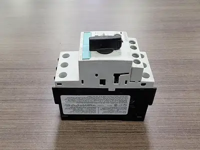 USED SIEMENS 3RV1021-1HA10