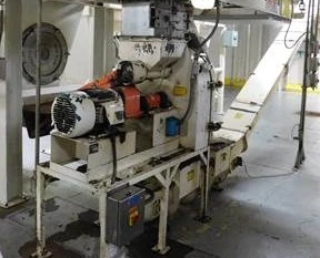 Jacobson P-160-DFF hammermill, 10 HP