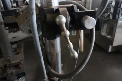 SPC3228  Labeling equipment Lord pressure sensitive labeler Tap On