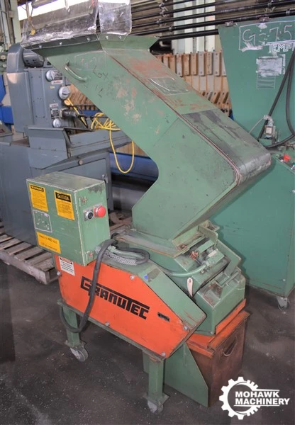8” X10” GRANUTEC “810LPZ.5” BESIDE-THE PRESS PLASTIC GRANULATOR w/Z-TYPE HOPPER & 5 HP MOTOR