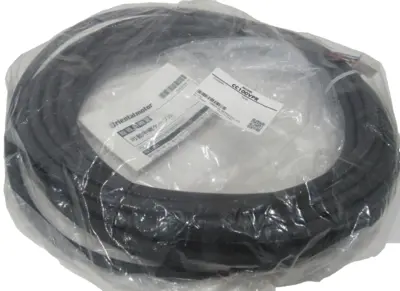NEW ORIENTAL MOTOR CC100VPR-M CONNECTION/EXTENSION CABLE CC100VPR