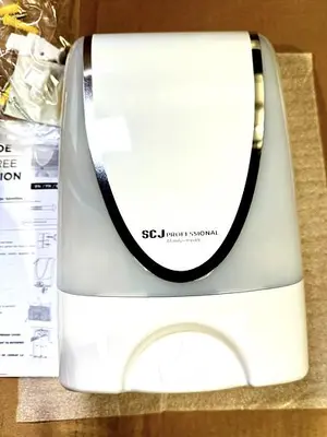 New* SC Johnson Professional TouchFREE Ultra Dispenser, 1.2 L, 6.7 x 4 x 10.9