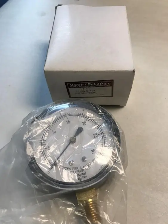 Used MARSH BELLOWFRAM G24501 Universal Pressure Meters Ohio US | Surplus Asset Holdings #1234058