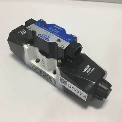 USED VICKERS DG4V56CMP7LH740