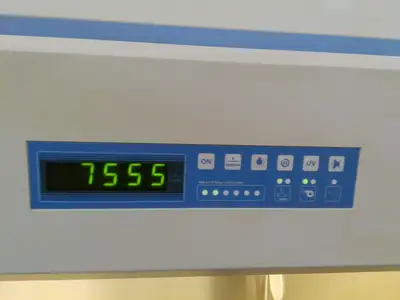 Used _UNKNOWN_ _UNKNOWN_ Biosafety Cabinets California US | R&D Laboratory Equipment #1304784