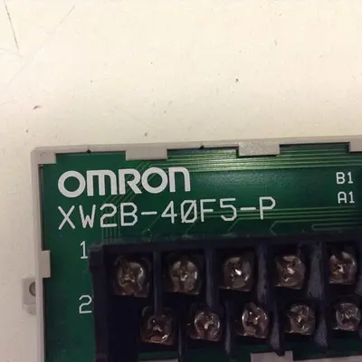 USED OMRON XW2B-40F5-P