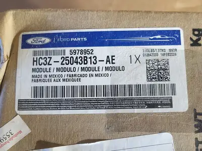 NEW FORD HC3Z-25043B13-AE