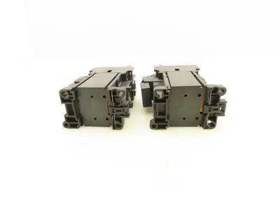 Fuji SC-0/G Magnetic Contactor 24VDC Coil 200-600V 5HP Lot Of 2