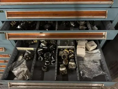 VIDMAR 15 DRAWER CABINET  (NO CONTENTS)