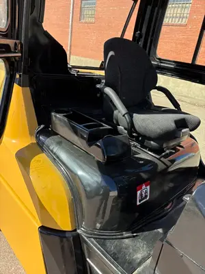 Used 2016 CATERPILLAR DP55CN1 Internal Combustion Forklifts: Pneumatic Tire Texas US | 4K Lift Co #1503976