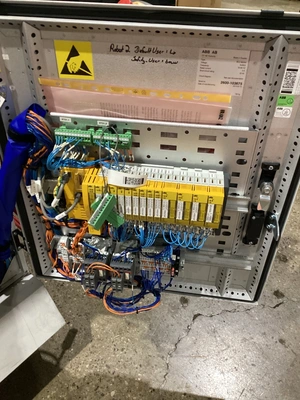 USED 2015 ABB IRB 2600 M2004