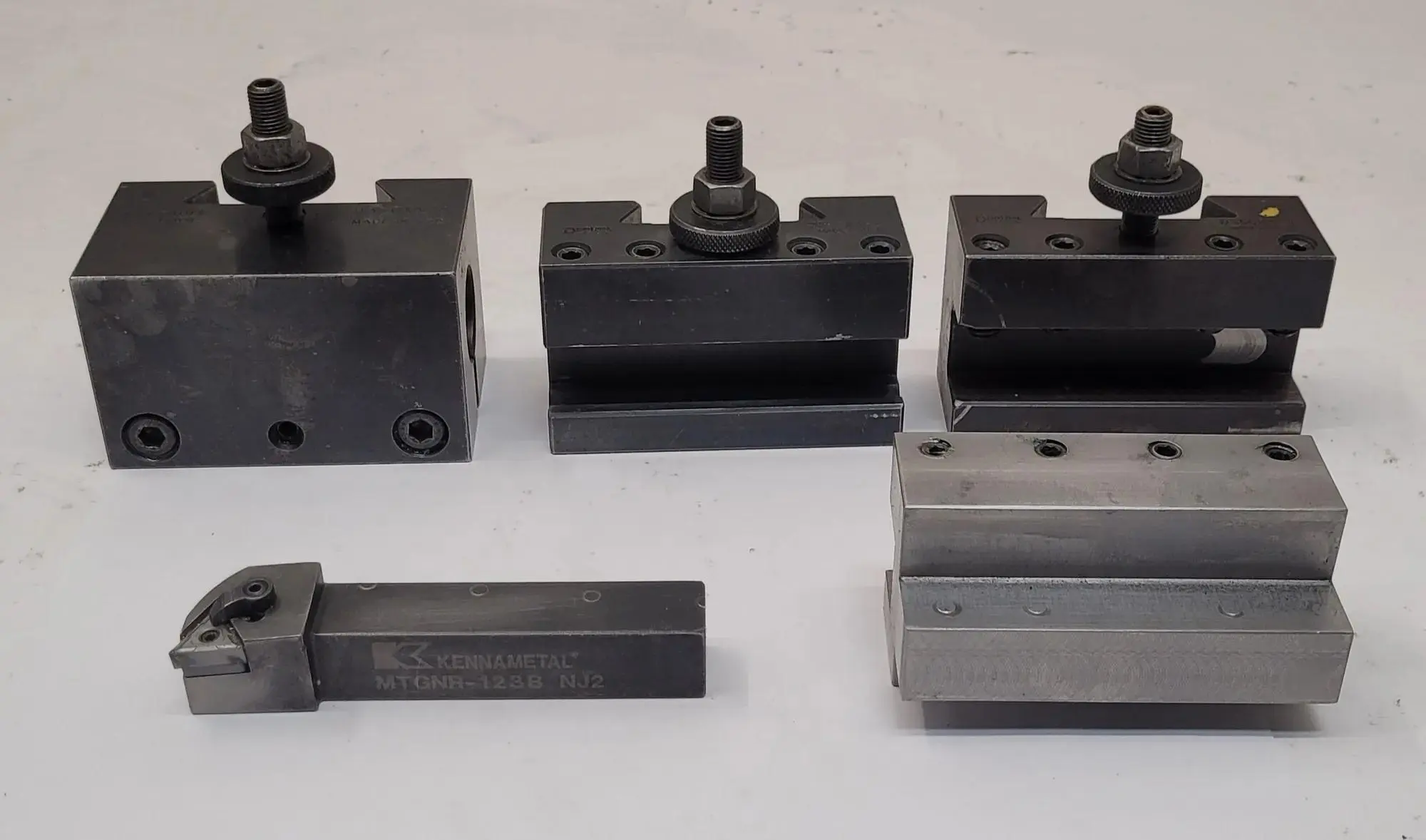 Used DORIAN TOOL D35CXA HOLDERS Tool Holders Kentucky US | Aucto #1315802