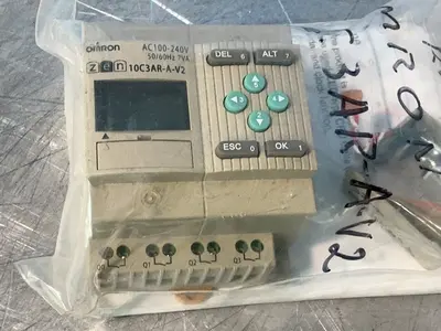 Used OMRON CORPORATION 10C3ARAV2 Relays & Switches Ohio US | HGR 24 #1314233