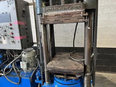 USED DARRAGON 120 TON HEATED