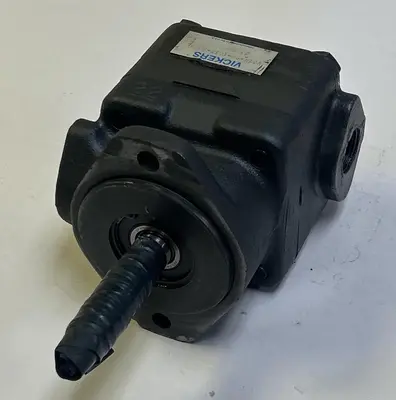 Used VICKERS V214-9W-1C12-S214 Pumps | Surplus Asset Holdings #1206183