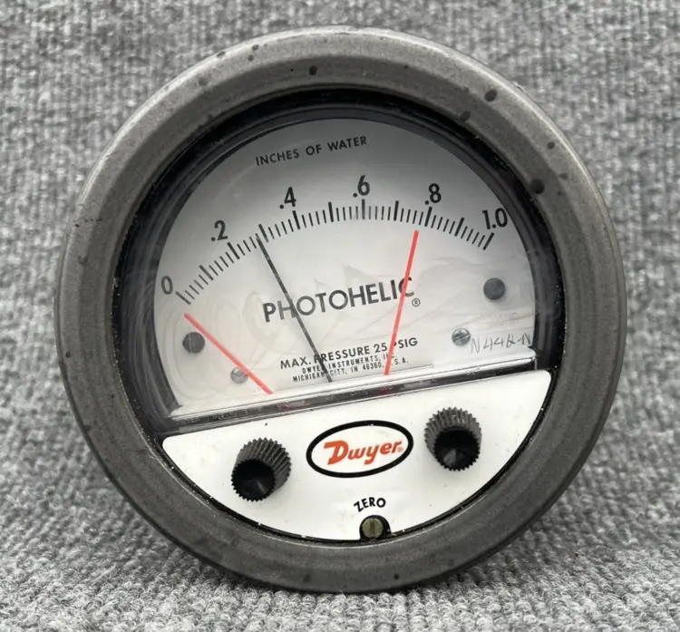 Used Dwyer 3001MR Pressure Switches California US | Davliegogo LLC #1705824