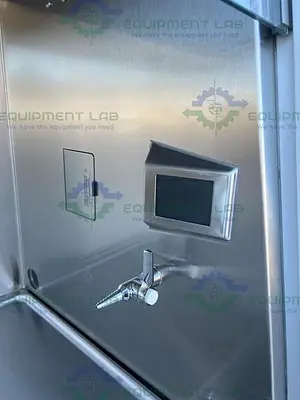 USED LABCONCO 302611100 CLASS II TYPE A2 LOGIC + BIOLOGICAL SAFETY CABINET 6 FT, 115V