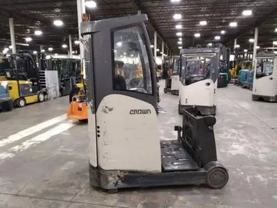 USED 2017 CROWN SR5000-20