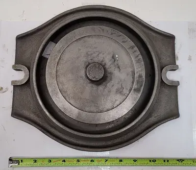 SWIVEL BASE FOR MACHINE TOOL VISE