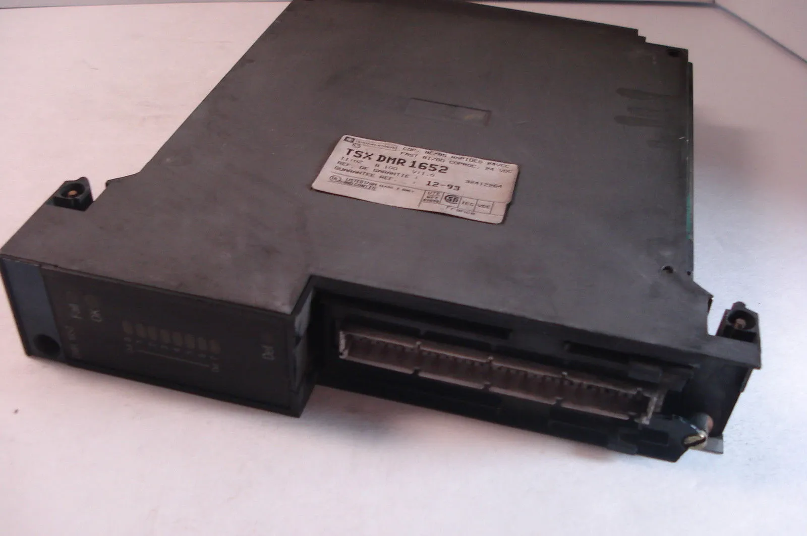 USED SCHNEIDER ELECTRIC TSXDMR1652 I/O MODULE