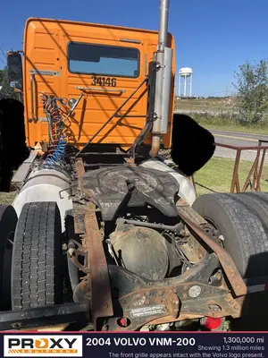 Used 2004 VOLVO VNM-200 Conventional trucks North Carolina US | Proxy Equipment #1385262