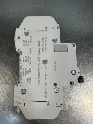 USED Schneider Electric C60 35A