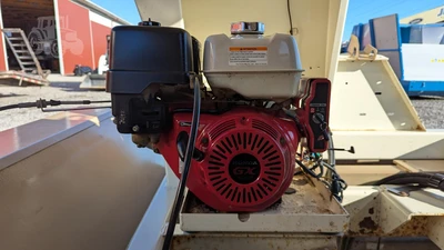 USED 2012 UNVERFERTH 3750