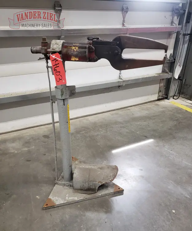 Used CHICAGO _UNKNOWN_ Riveters Michigan US | Vander Ziel Machinery Sales #482802