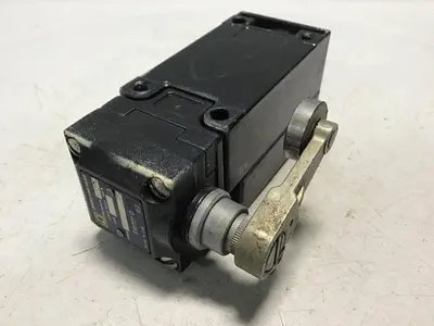 USED SQUARE D 9007-AEQ2699