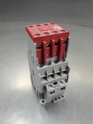 ALLEN BRADLEY 700S-CF620DC GuardMaster Contactor, 600VAC, 20A. 4E-21