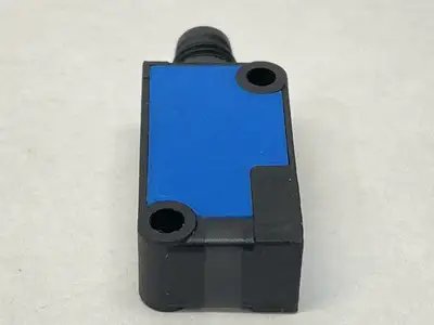 IQ10-03BPOKT0SS01 | Sick  Inductive Proximity Sensor 10-30VDC 1057497 - Used