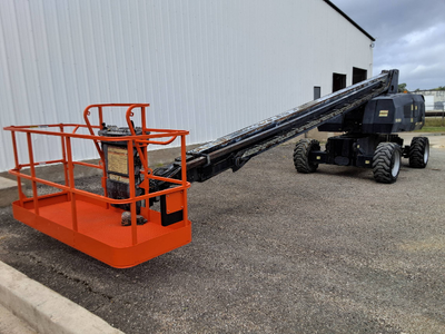 USED 2015 JLG 800S