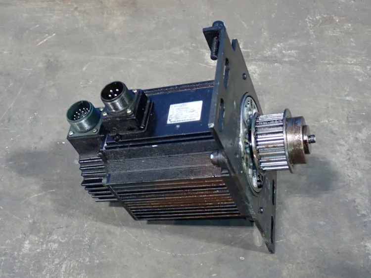 Used 2005 YASKAWA ELECTRIC SGMG09AABB Servo Motors | HGR 24 #730918