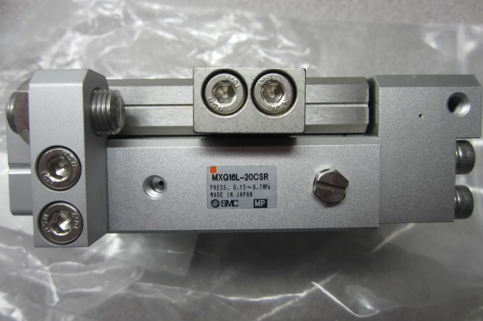NEW SMC MXQ16L-20CSR SLIDE TABLE CYLINDER MXQ16L20CSR
