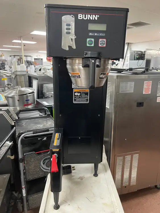 Used Bunn Used Bunn 34800.0004 BrewWISE Black Single ThermoFresh DBC Coffee Brewer - 120/240V Coffee Equipment Illinois US | Falcon Restaurant Supply #1375761