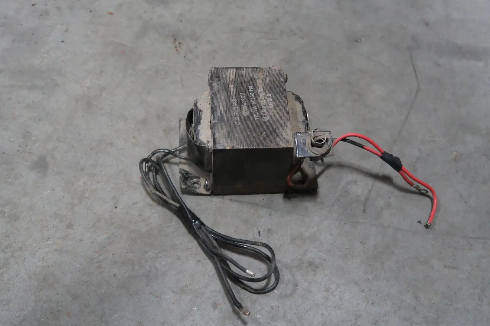 100 VA Control Transformer, 600 pri. Volts, 120 sec. Volts