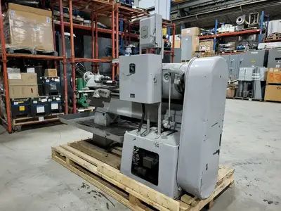 16" x 21" Lathe w/ Tooling & Accessories