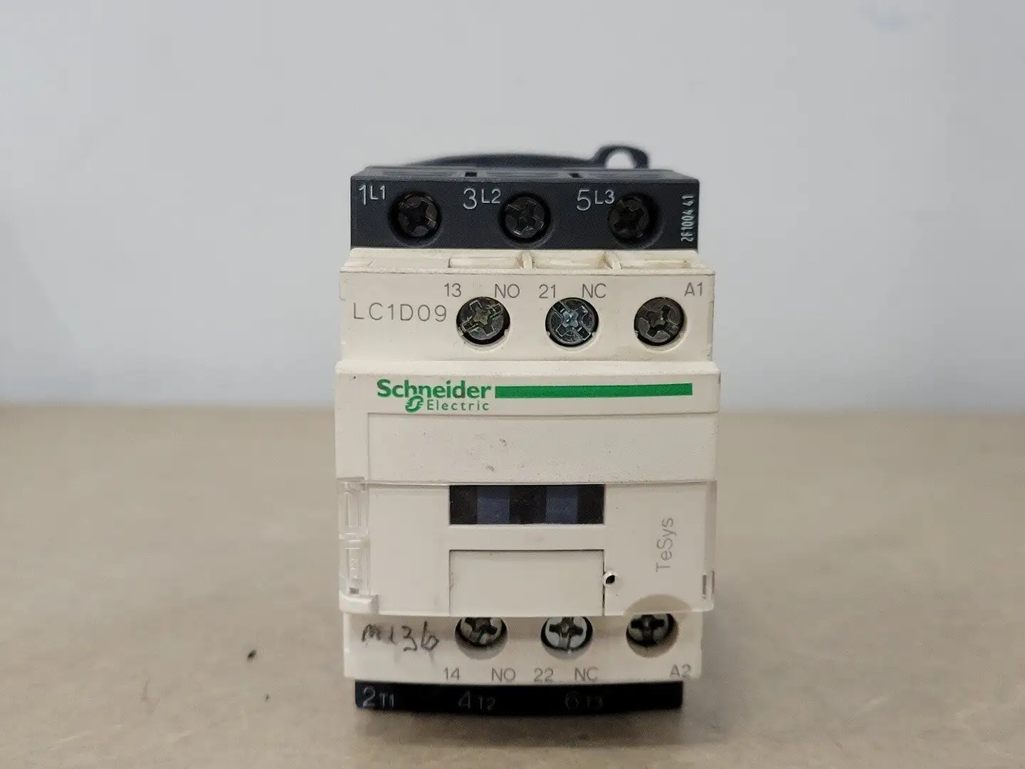 USED TELEMECANIQUE LC1 D09