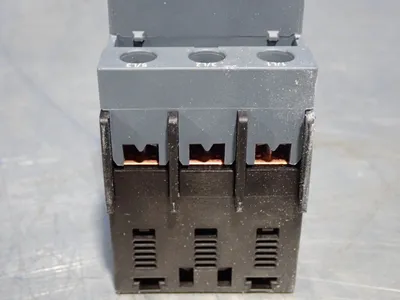 NEW SIEMENS 3RV20111CA10