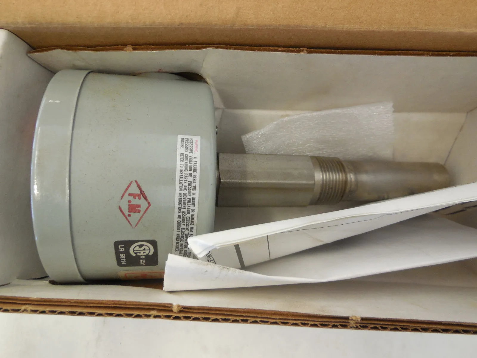 NEW MERCOID FM-437SS-2-3510 TEMPERATURE SWITCH FM437SS23510